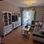 Comfort With Garage Aria