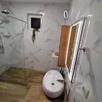 Comfort With Garage Aria Apartman Vrgorac