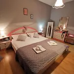 Comfort With Garage Aria Apartman *